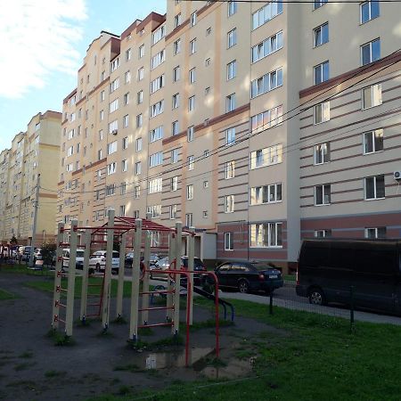 Apartment On Getmana Vigovskogo 49 Rivne Esterno foto