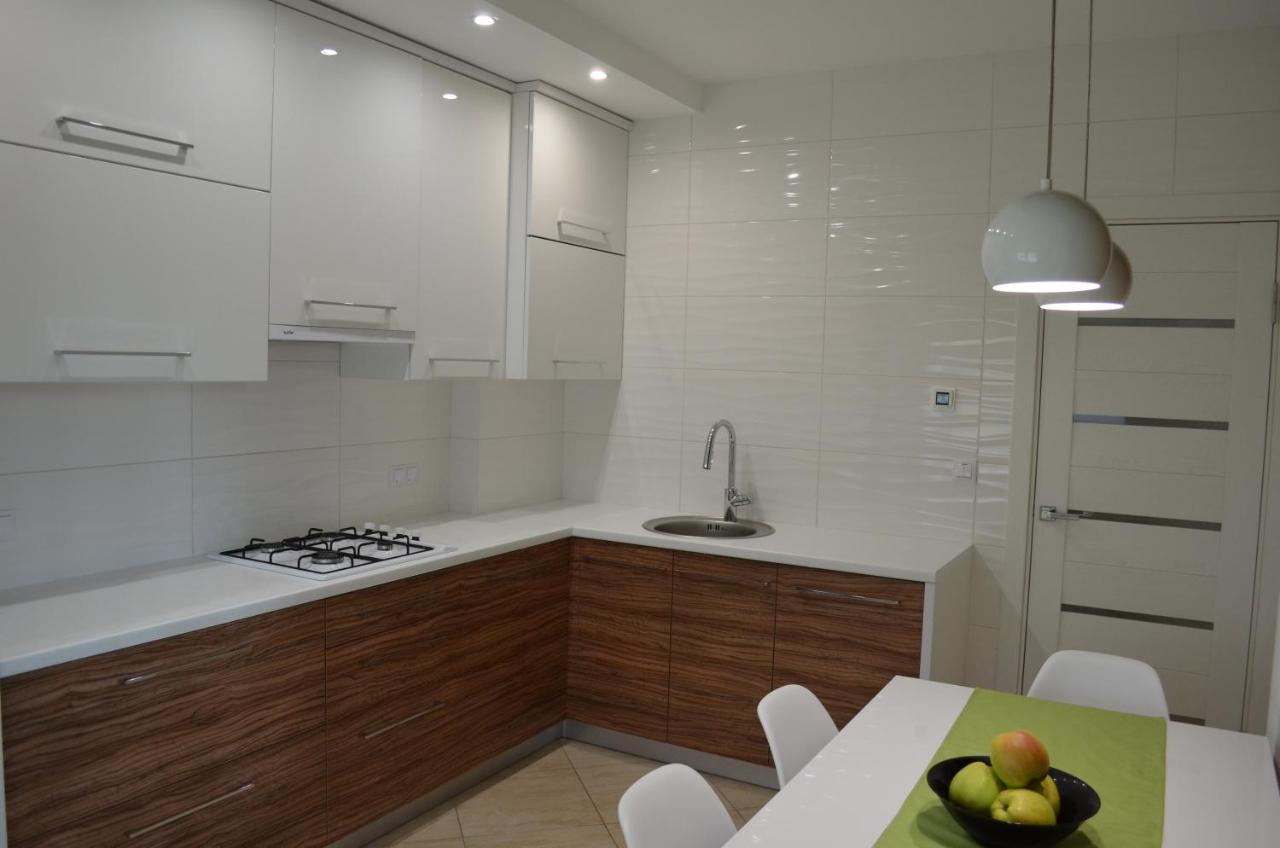Apartment On Getmana Vigovskogo 49 Rivne Esterno foto