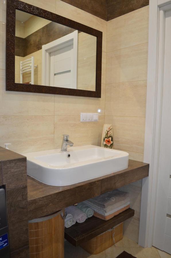 Apartment On Getmana Vigovskogo 49 Rivne Esterno foto